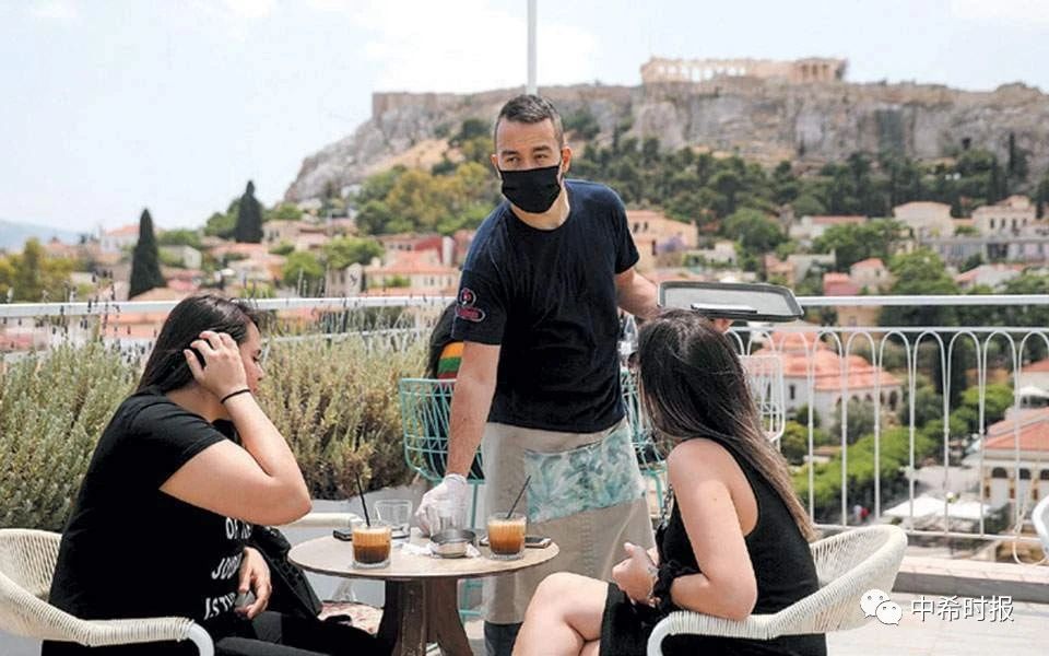 在希腊逛商场可以不戴口罩了，但入境管控措施不放松
